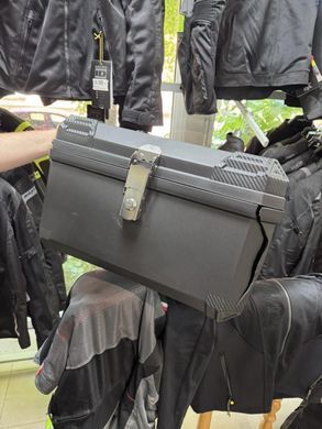 Кофр AWINA 48L 50x40x32см пластик тріщина