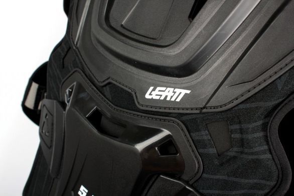 Захист тіла LEATT 5.5 Pro Chest Protector Black XXL