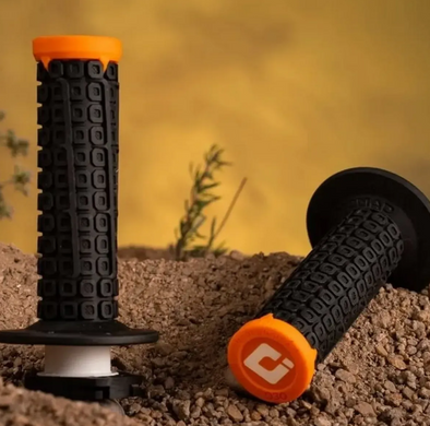 Гріпси ODI NOMAD V2 Lock-On Off-Road Grip Black/Orange