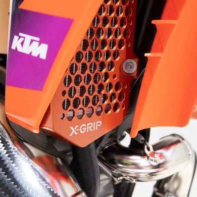 Захист радіаторів 2024 (помаранчевий) X-GRIP Radiator guard set, orange KTM SX(F),XCF,XC,2023-> EXC(F),XC-W,XCF-W,2024-> HQV TC,FC,FX,TX,2023-> FE,TE,2024-> GASGAS EC(F),MC(F),EX(F),2024->